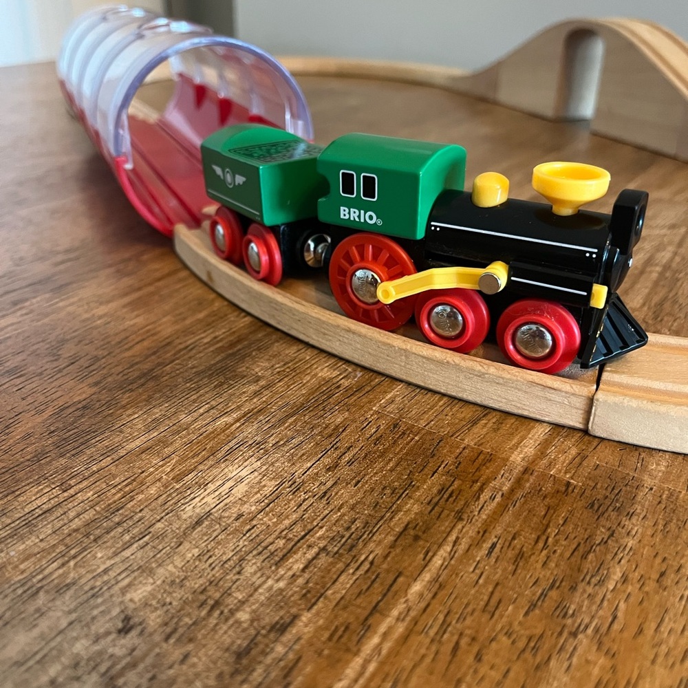 Brio Brio Steam Train & Tunnel Set (Green, Red and Black)